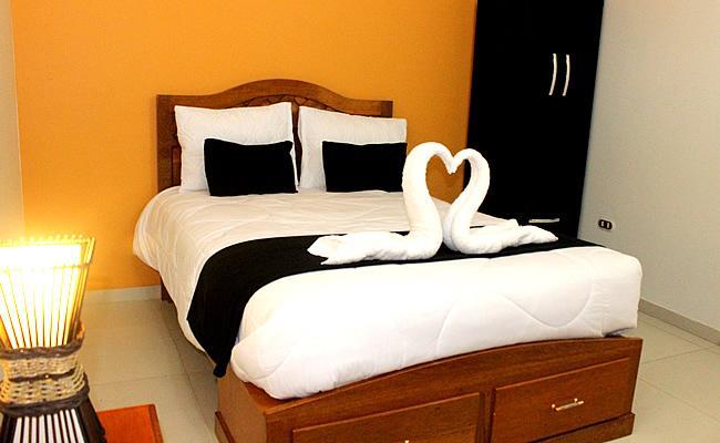 Hostal Universal Huaraz Exterior foto